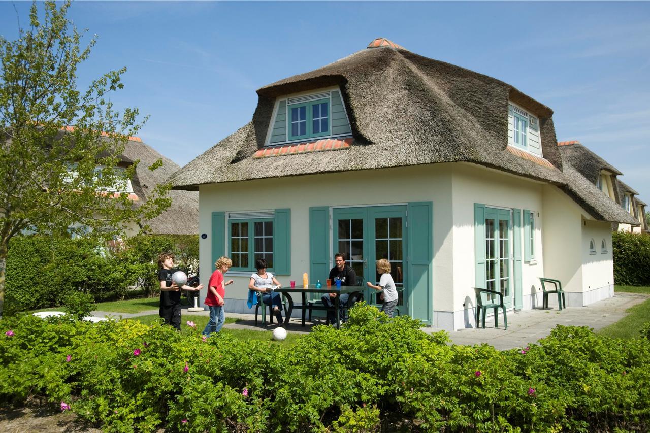 Roompot Buitenhof Domburg Room photo